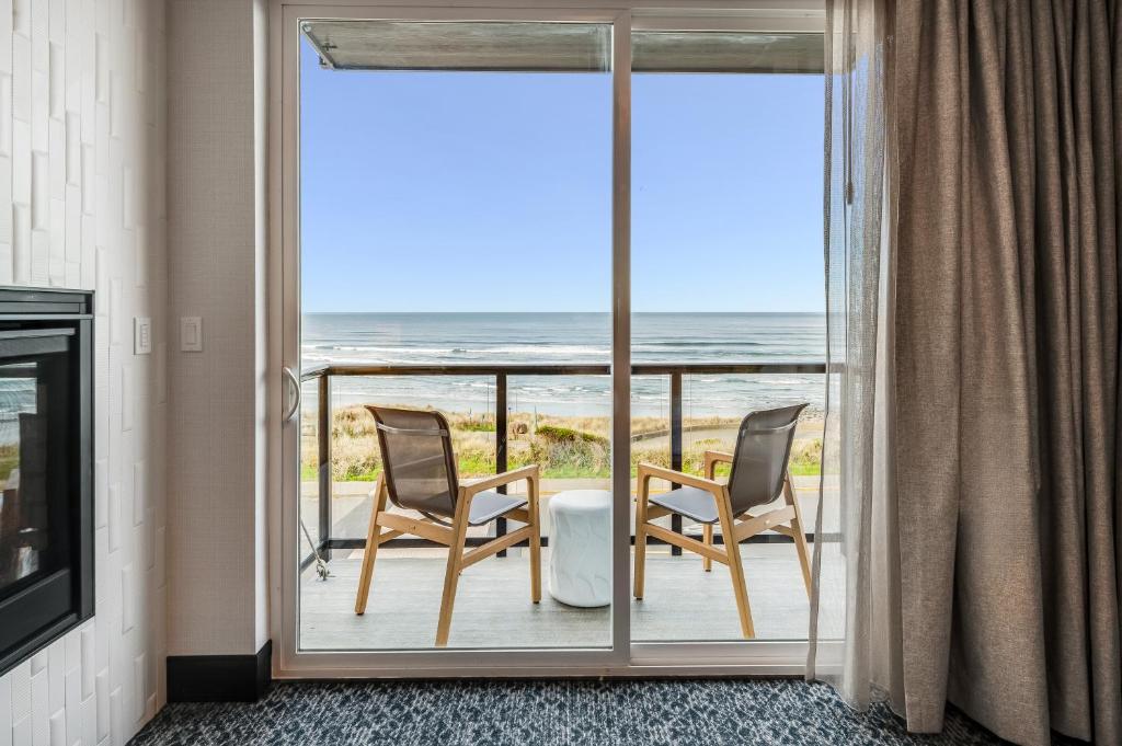 The Whaler - Newport - 
