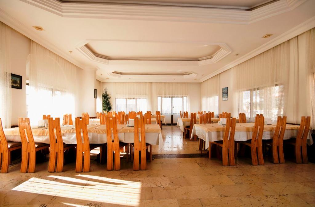 Restaurace v ubytování Ciner Hotel