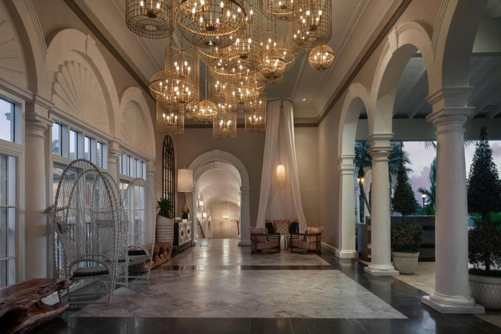 Fotografie z fotogalerie ubytování The Ritz-Carlton St. Thomas v destinaci Benner