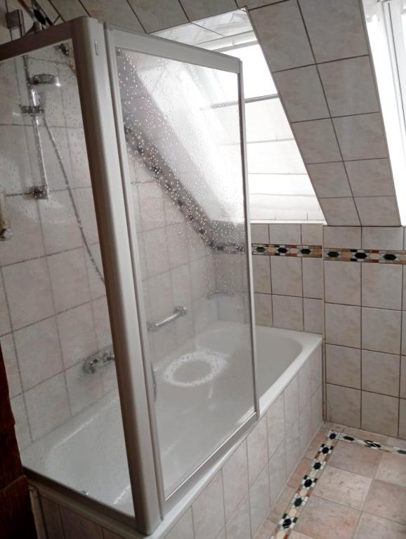 Eichen Schlössl - Resim 13