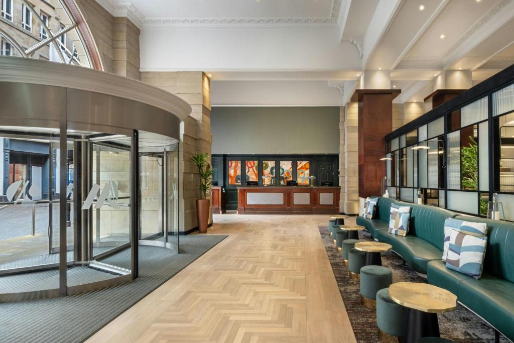 Posezení v ubytování Leeds Marriott Hotel