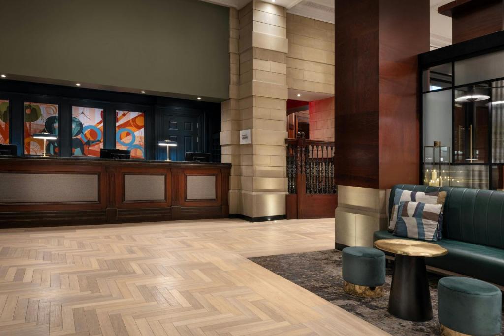 Posezení v ubytování Leeds Marriott Hotel