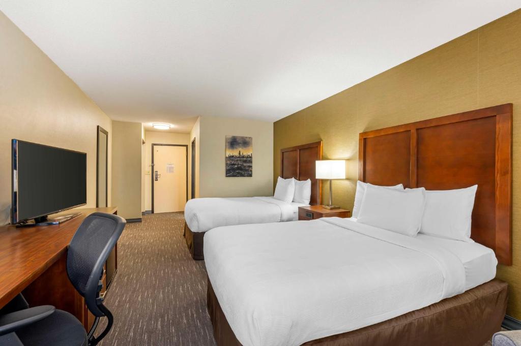 Best Western Chicago - Downers Grove photo