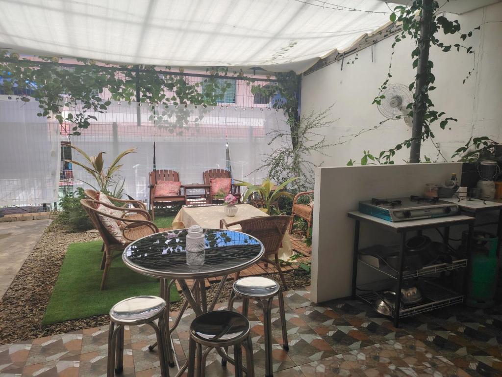 Posezení v ubytování VIRTA Guesthouse