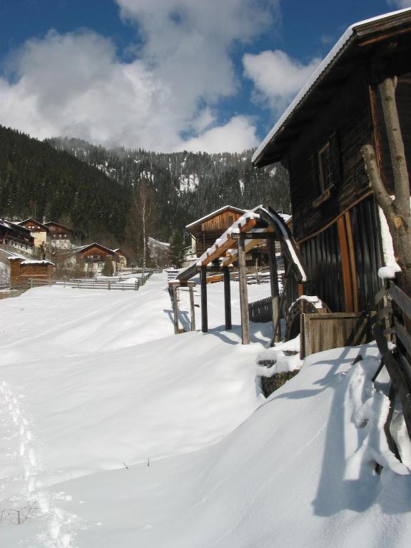 Ferienhaus Wassermühle v zimě