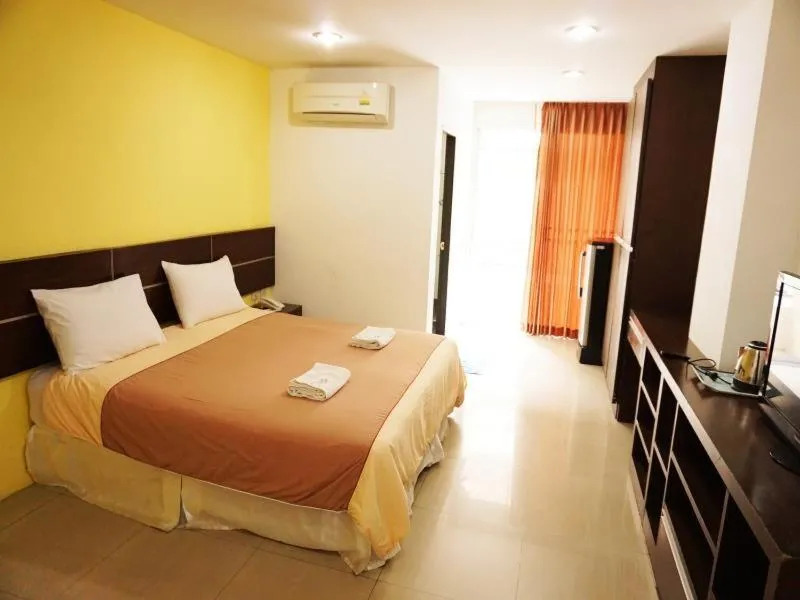 Diamond Bangkok Apartment, Bangkok, Thailand