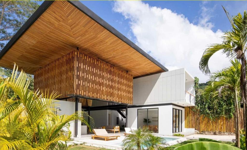 Κήπος έξω από το Naia Surf Villaswalk To Beach 2 Private Pools