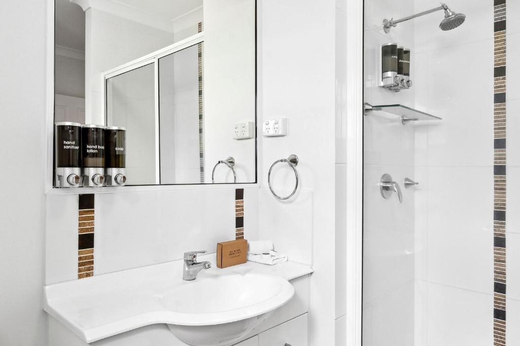 Park Regis Anchorage - Resim 3