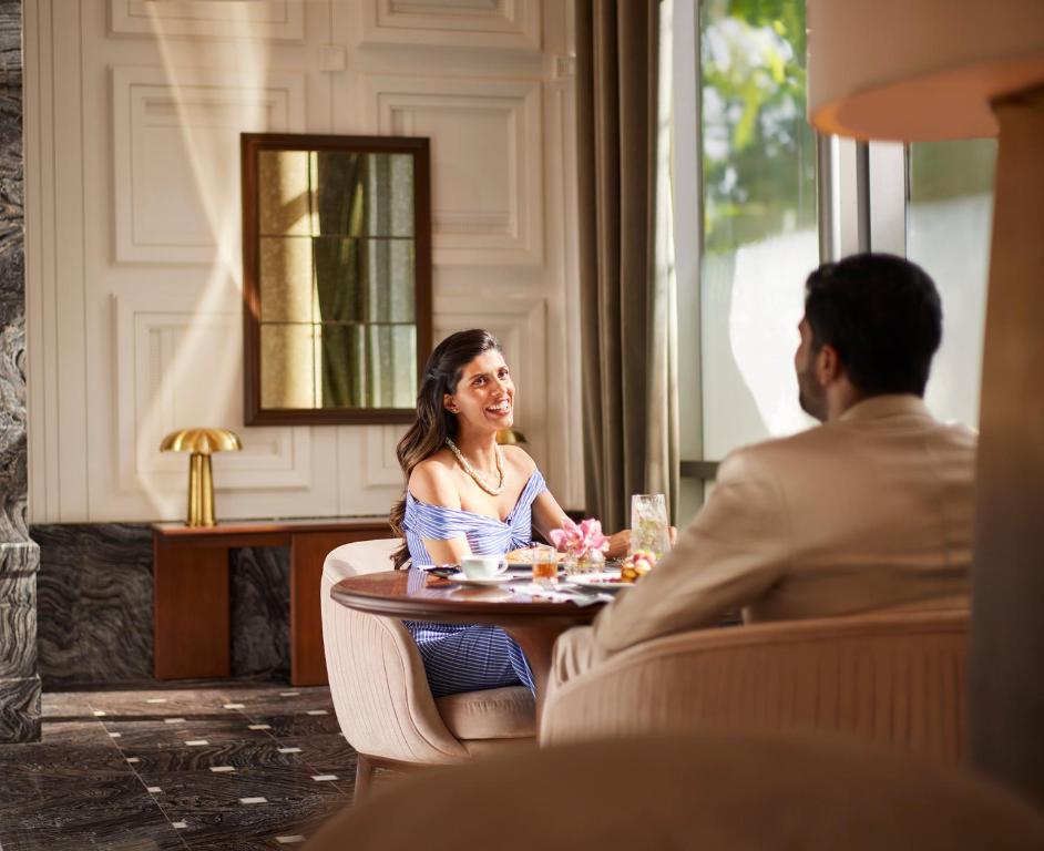 Four Seasons Hotel Mumbai photo
