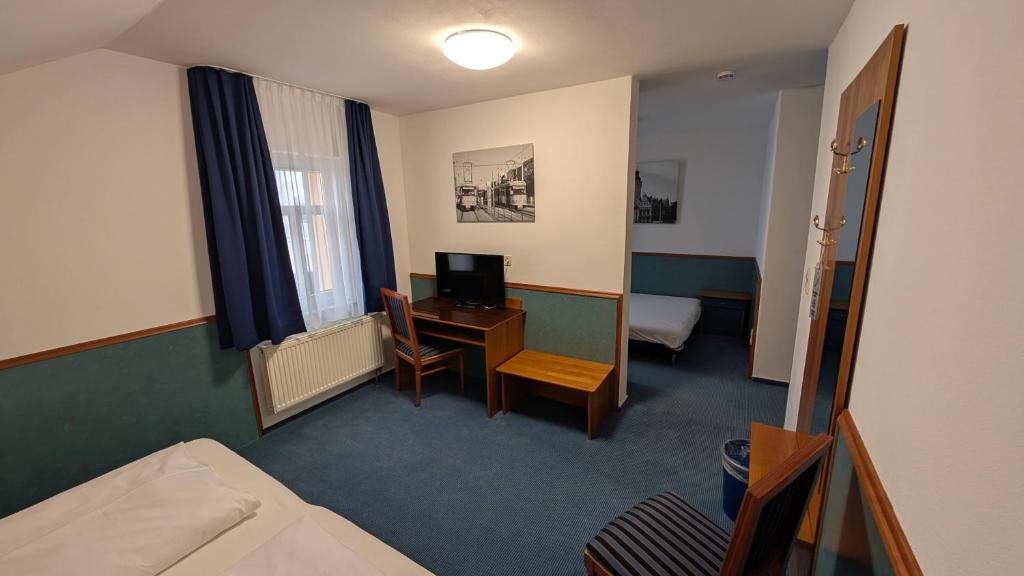 Hotel am Bayrischen Platz - Resim 33