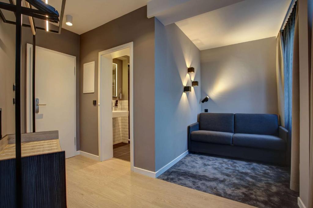 Vienna House Easy by Wyndham Hamburg City - Resim 21