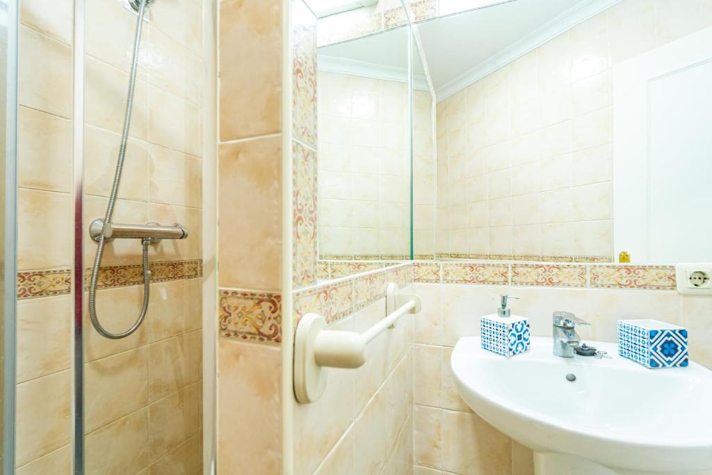 Koupelna v ubytování Apartamentos Casamonteymar