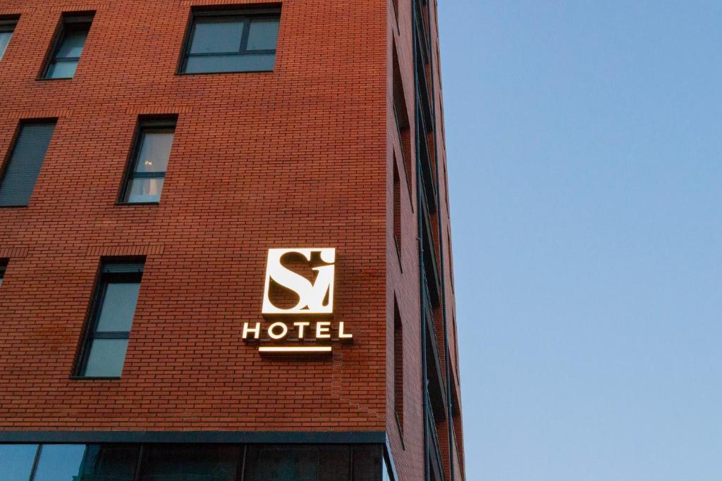 Certifikát, hodnocení, plakát nebo jiný dokument vystavený v ubytování Si Hotel Tirana