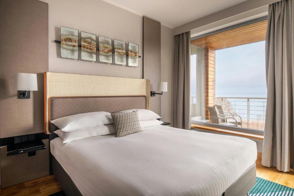 Postel nebo postele na pokoji v ubytování Sopot Marriott Resort & Spa