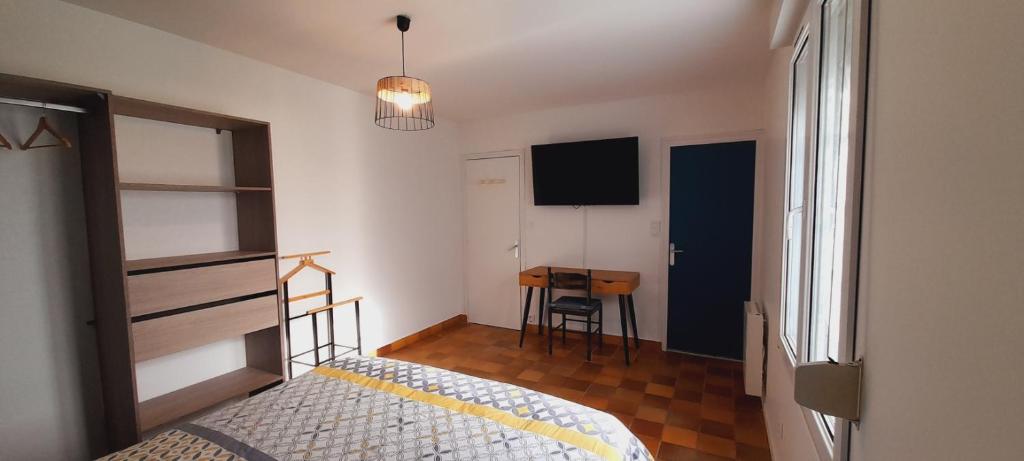 Postel nebo postele na pokoji v ubytování La Bonne Etoile - Chambres d'hôtes et Appartements -