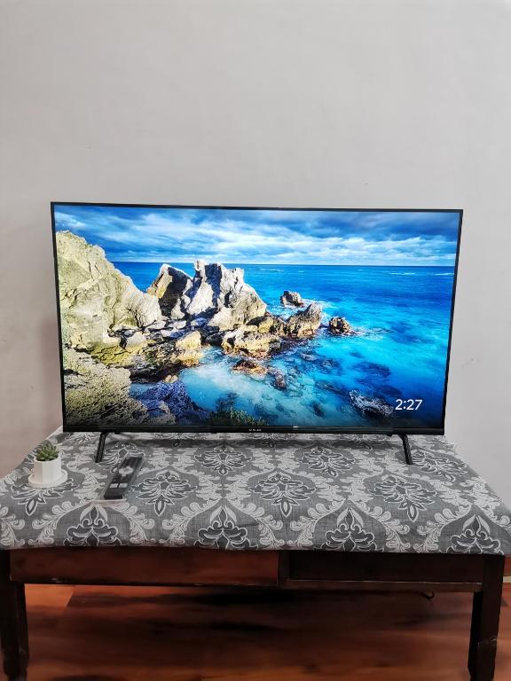 TV a/nebo společenská místnost v ubytování Rv Budget Home