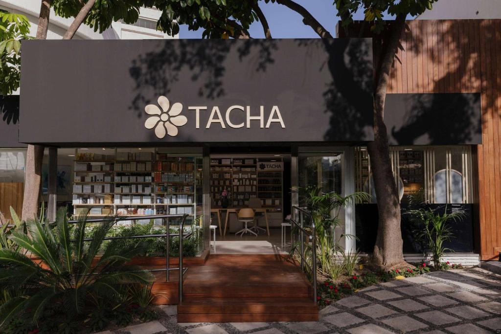 a store with a sign that reads tataria at Hotel Don Pepe Gran Meliá in Marbella