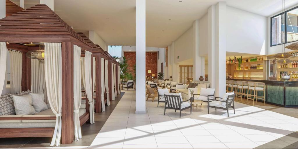 Bazén v ubytování Paradisus by Meliá Fuerteventura - All Inclusive nebo v jeho okolí