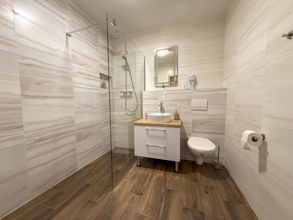 Koupelna v ubytování Viola Apartman