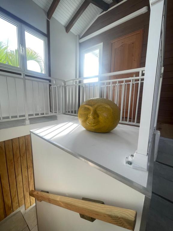Un ou plusieurs lits dans un hébergement de l'établissement Haut de villa BEL BO & Bas de villa Tibo accès mer