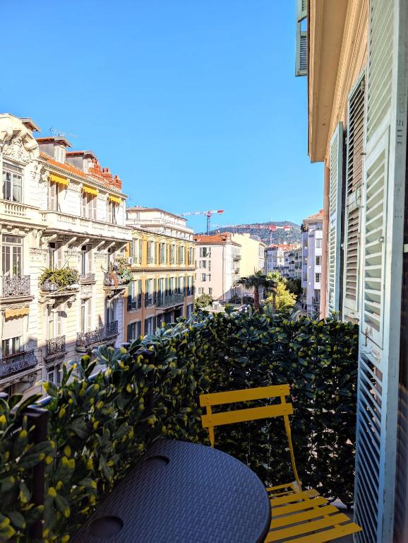Balkón nebo terasa v ubytování H33 Hôtel