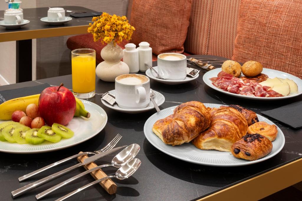 Catalonia Goya - Resim 33