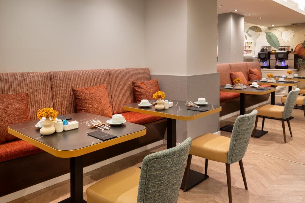 Catalonia Goya - Resim 6