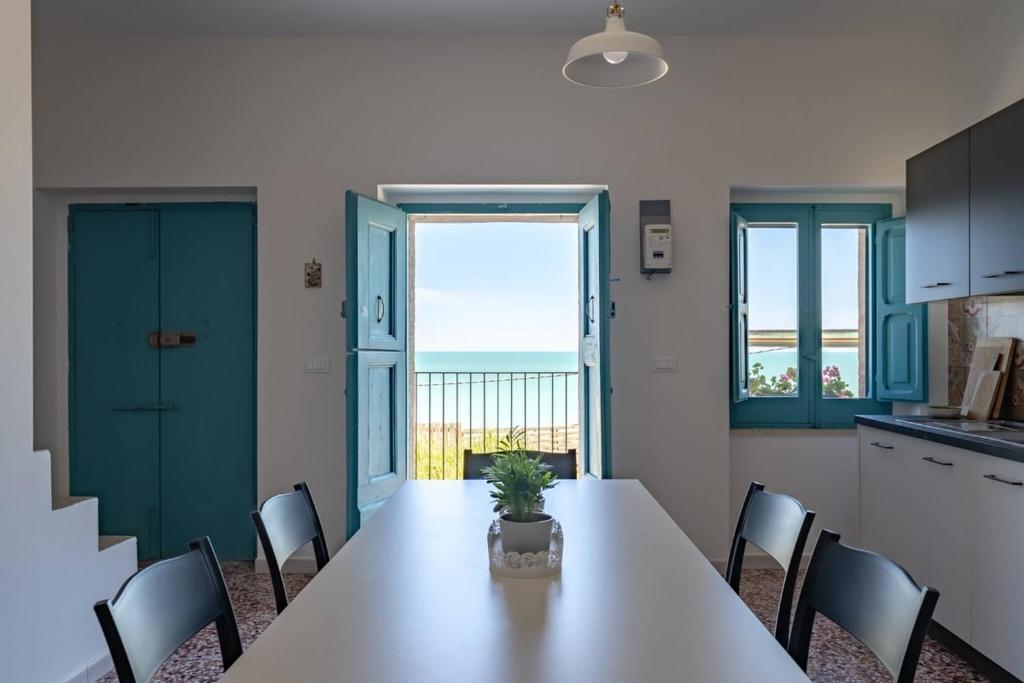 Kuchyň nebo kuchyňský kout v ubytování La casa di Maria - YourPlace Abruzzo