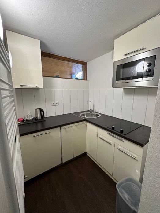 A kitchen or kitchenette at S'Matt 3