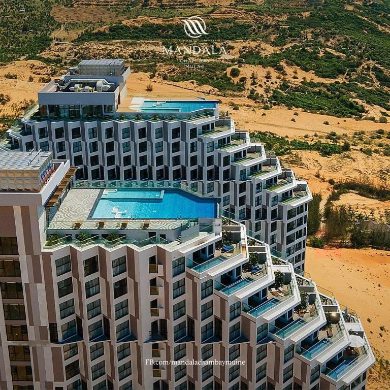 Bazén v ubytování Apec Sea View Cham Bay Mũi Né nebo v jeho okolí