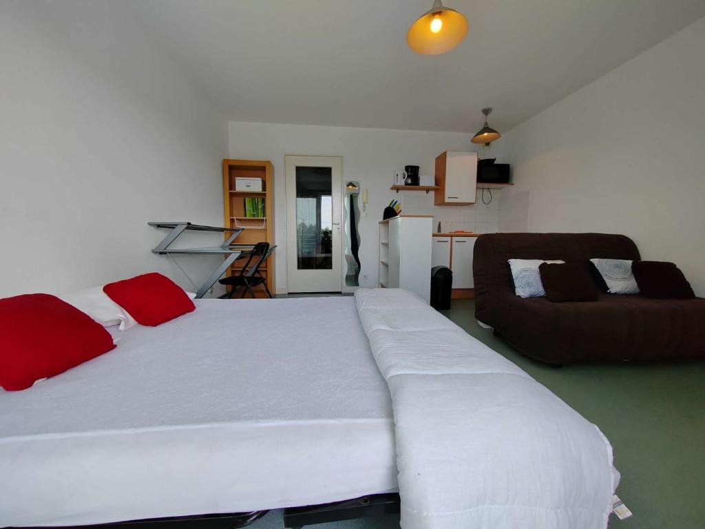 Photo de la galerie de l'établissement Appt Studio LA ROCHELLE - LR220-041, à La Rochelle