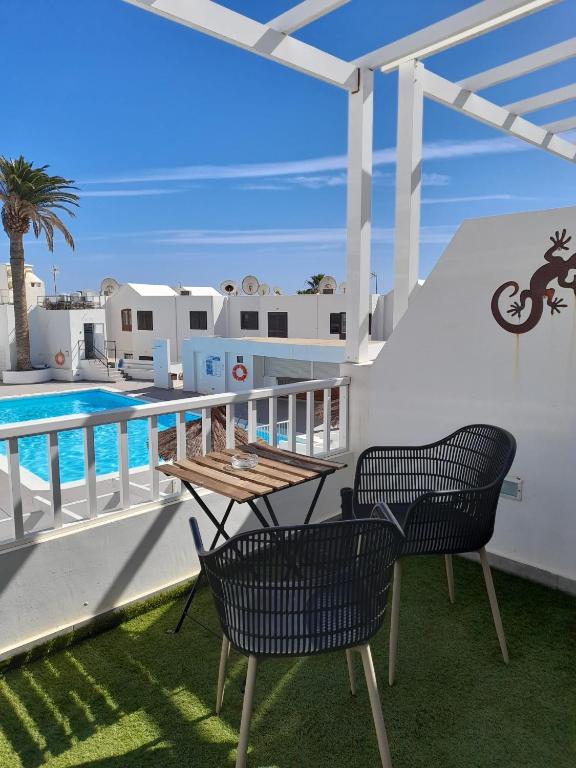Bazén v ubytovaní Apartment VOLVORETA - Pool view- Good Wifi - Smart TV - Residence Atlantic View alebo v jeho blízkosti