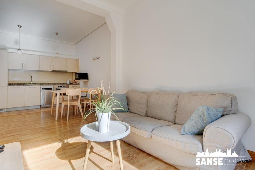 Apartamento Kortazar by SanSe Holidays - Housity
