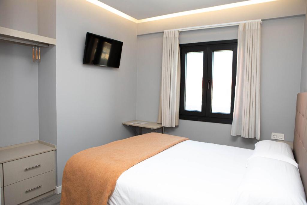 Hostal Rosario Galindo - Habitación Doble Con Baño Privado
