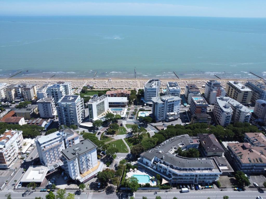 Nespecifikovaný výhled na moře nebo výhled na moře při pohledu z hotelu