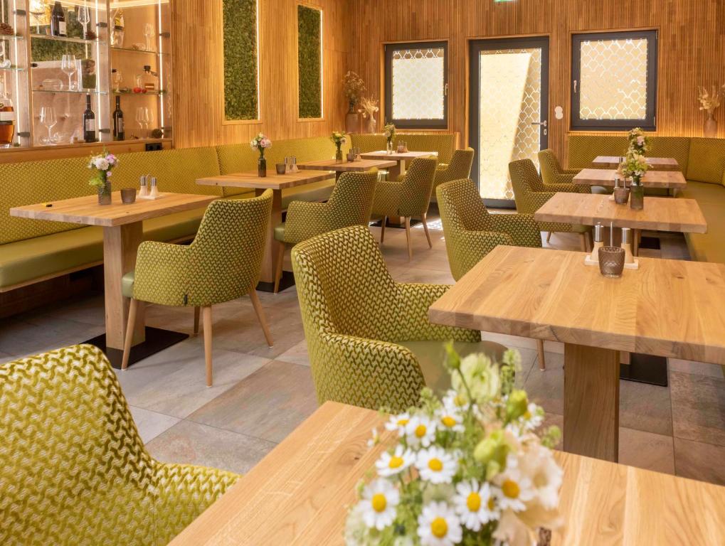 Posezení v ubytování Wellnesshotel Sonnenhof & Sonnhalde