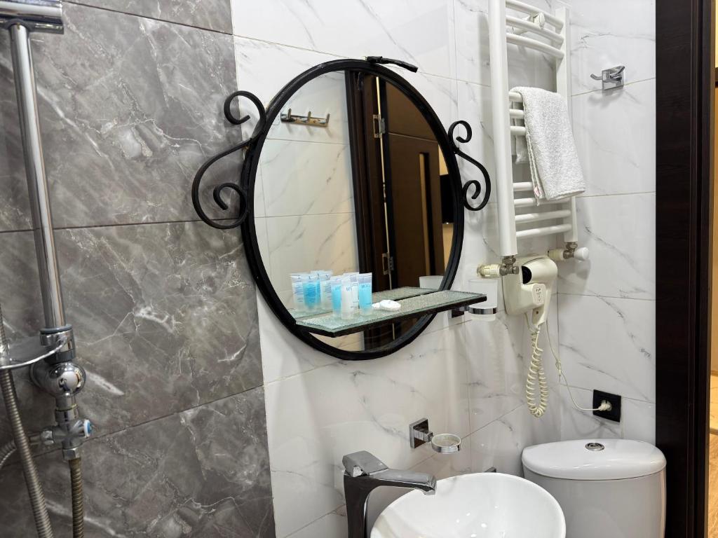 Koupelna v ubytování Hotel Four Inn