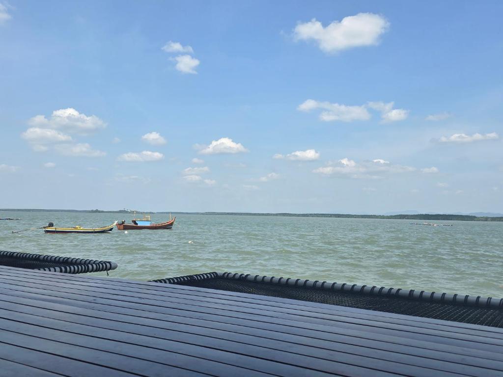 Satun Sea Balcony ระเบียงเล - Salle Familiale Avec Vue Sur La Mer