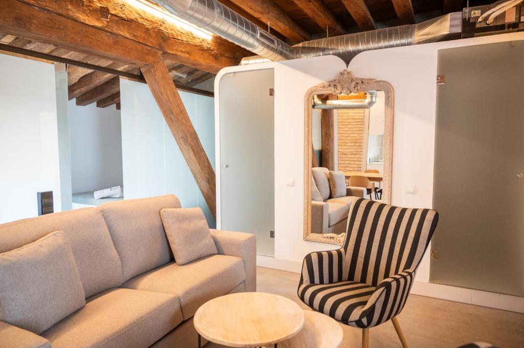 Apartamentos Santa Fe - Calle Armas by Toledo AP - 8