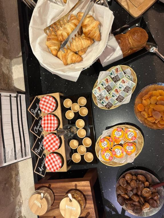 Hôtel Du Vieux Saule - Resim 32