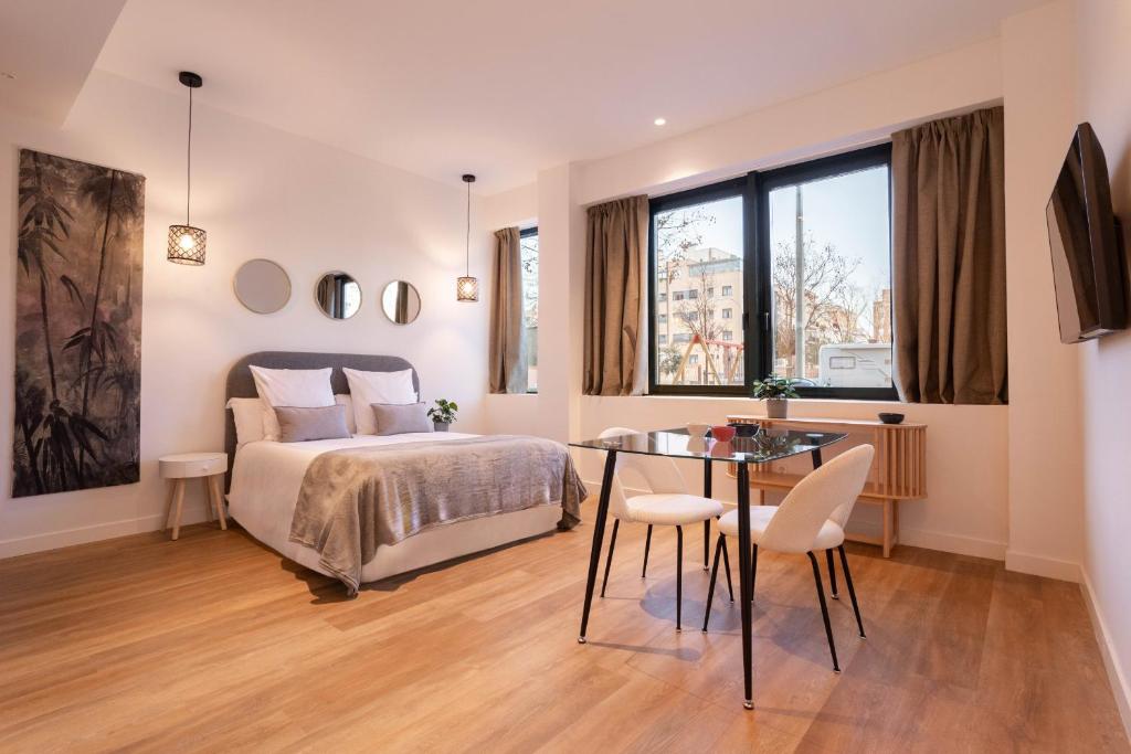 Postel nebo postele na pokoji v ubytování Catalina en Madrid