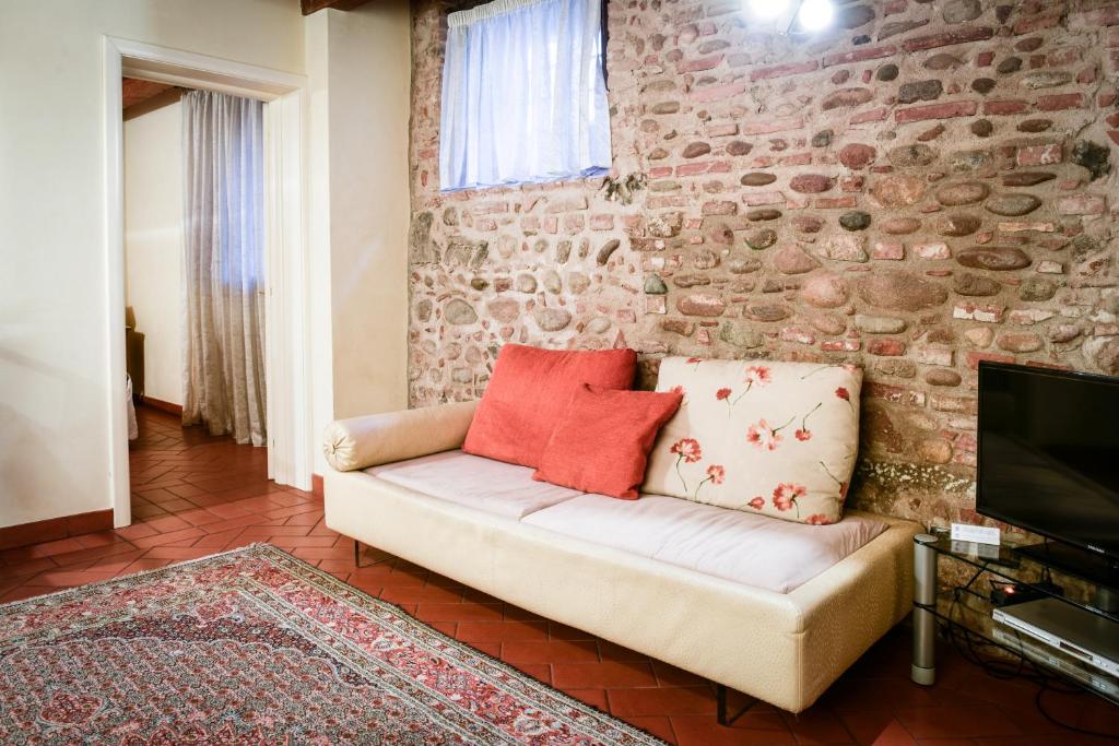 Residence ANTICO SAN ZENO centro storico - Resim 37