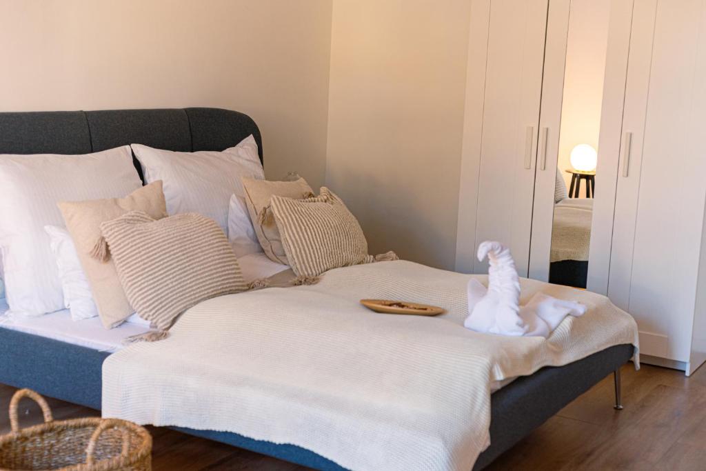 Deluxe Swan Stone Castle Apartment - Resim 11