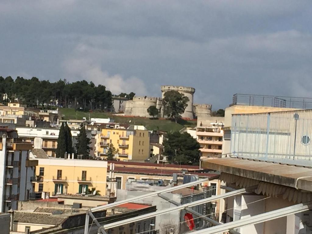Nespecifikovaný výhled na destinaci Matera nebo výhled na město při pohledu z penzionu