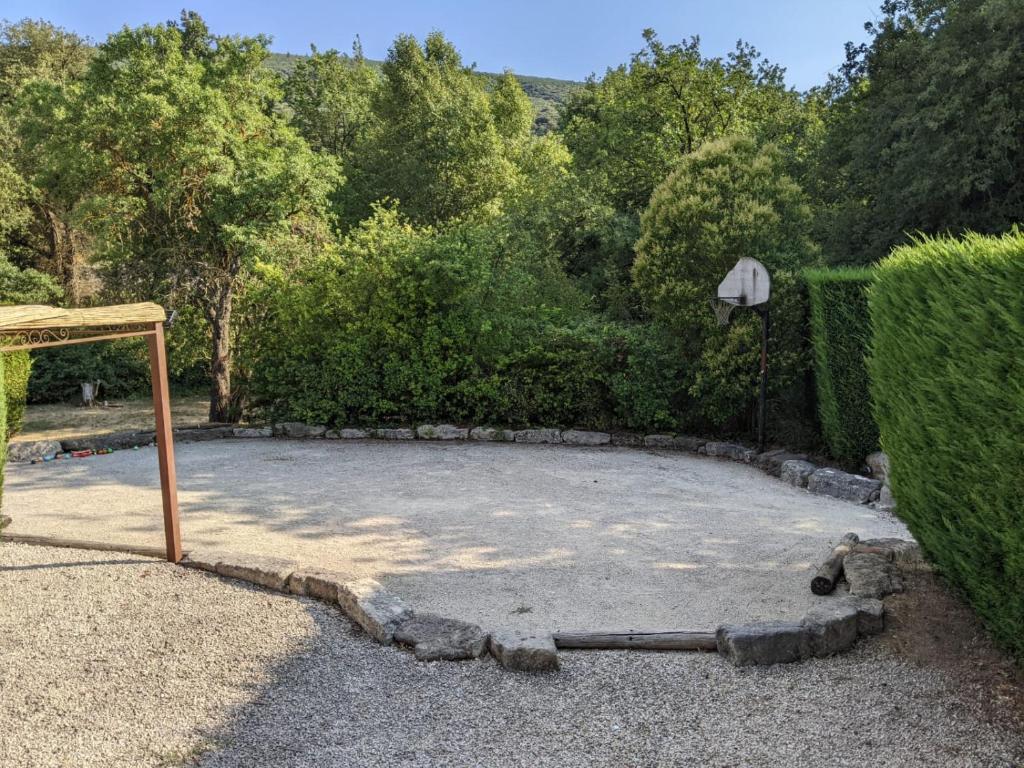 Zahrada ubytování Mas dans les lavandes