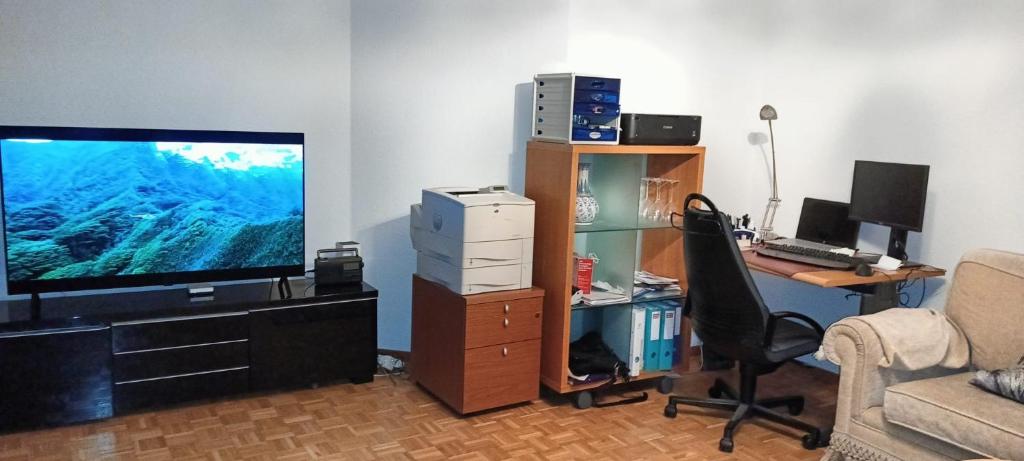 Jolie Chambre confortable proche de l'aéroport - Resim 17