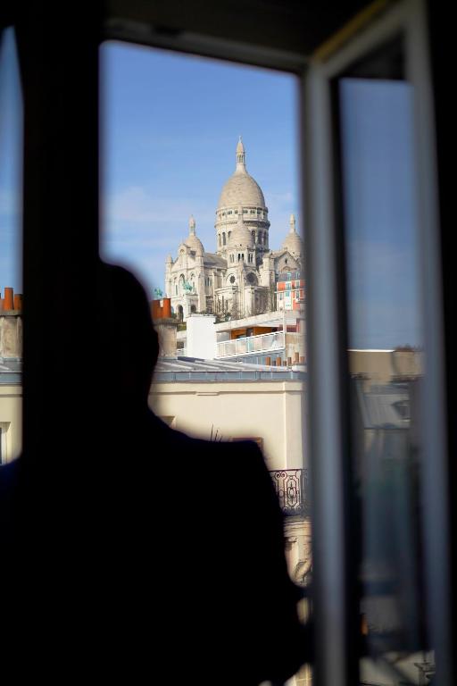 Hôtel Le Montmartre Saint Pierre - Resim 19