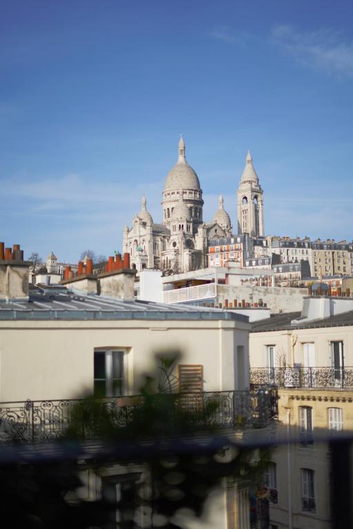 Hôtel Le Montmartre Saint Pierre - Resim 6