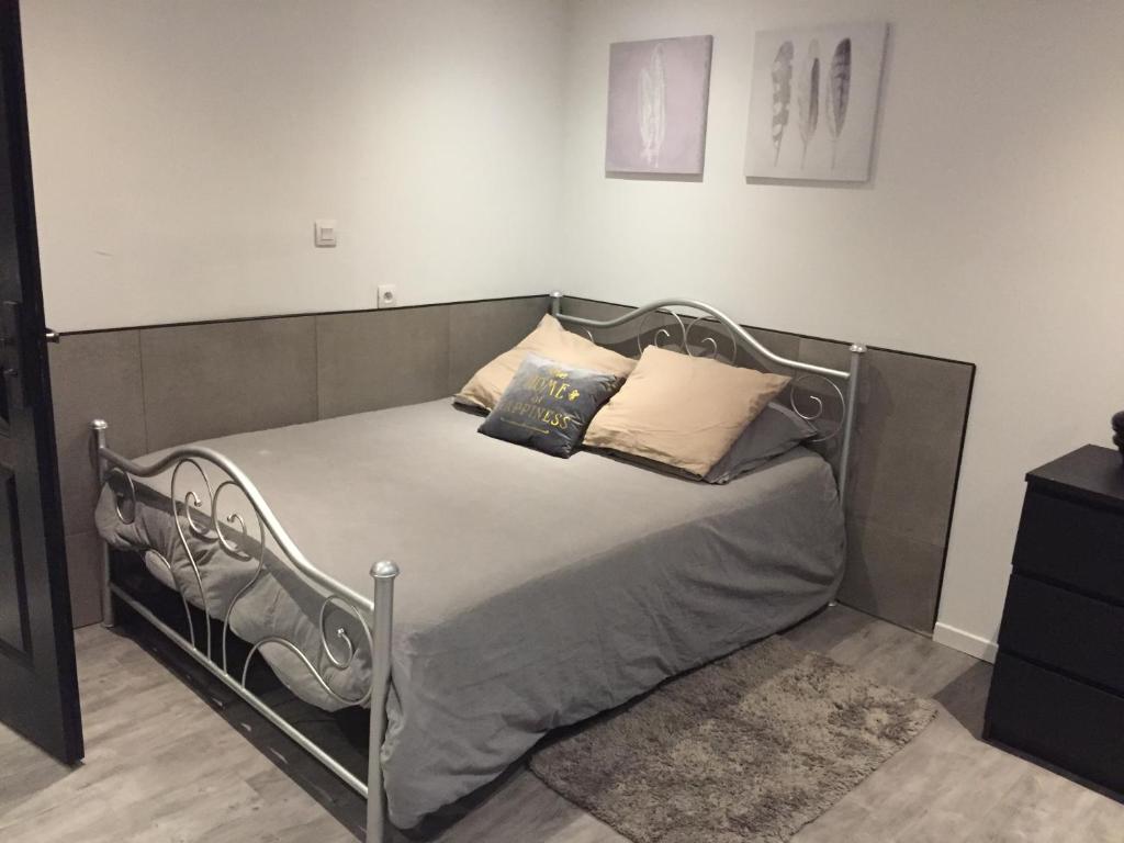 Posteľ alebo postele v izbe v ubytovaní Studio ensoleillé sur Montpellier