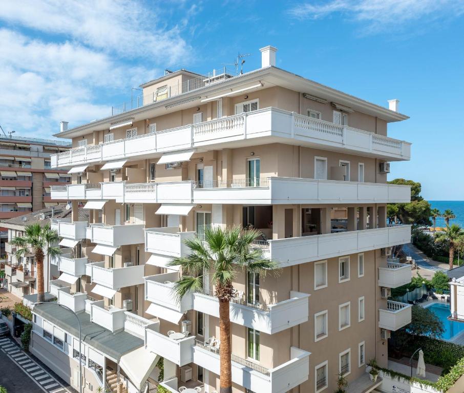 The building in which az apartmanhoteleket is located